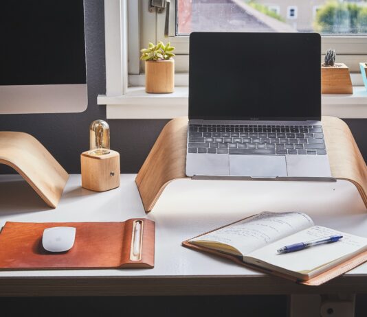 Hyvä ergonomia, toimistotyöläisen arvokas voimavara Hyvä ergonomia, toimistotyöläisen arvokas voimavara